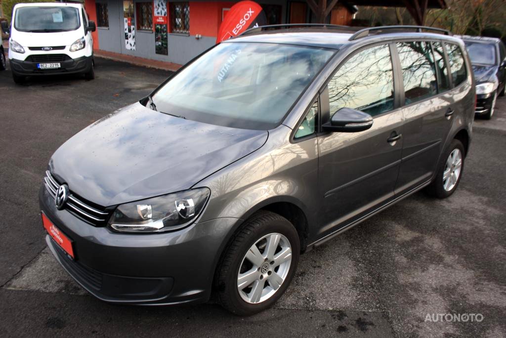 Volkswagen Touran, 2011 - pohled č. 3