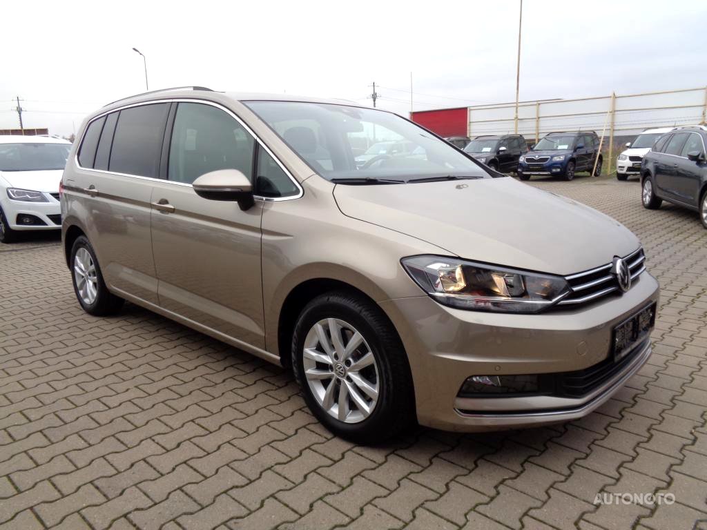 Volkswagen Touran, 2017 - pohled č. 3