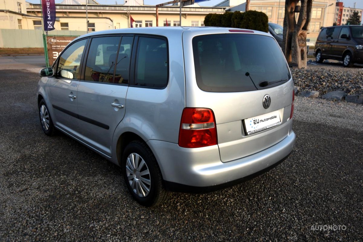Volkswagen Touran, 2003 - pohled č. 3
