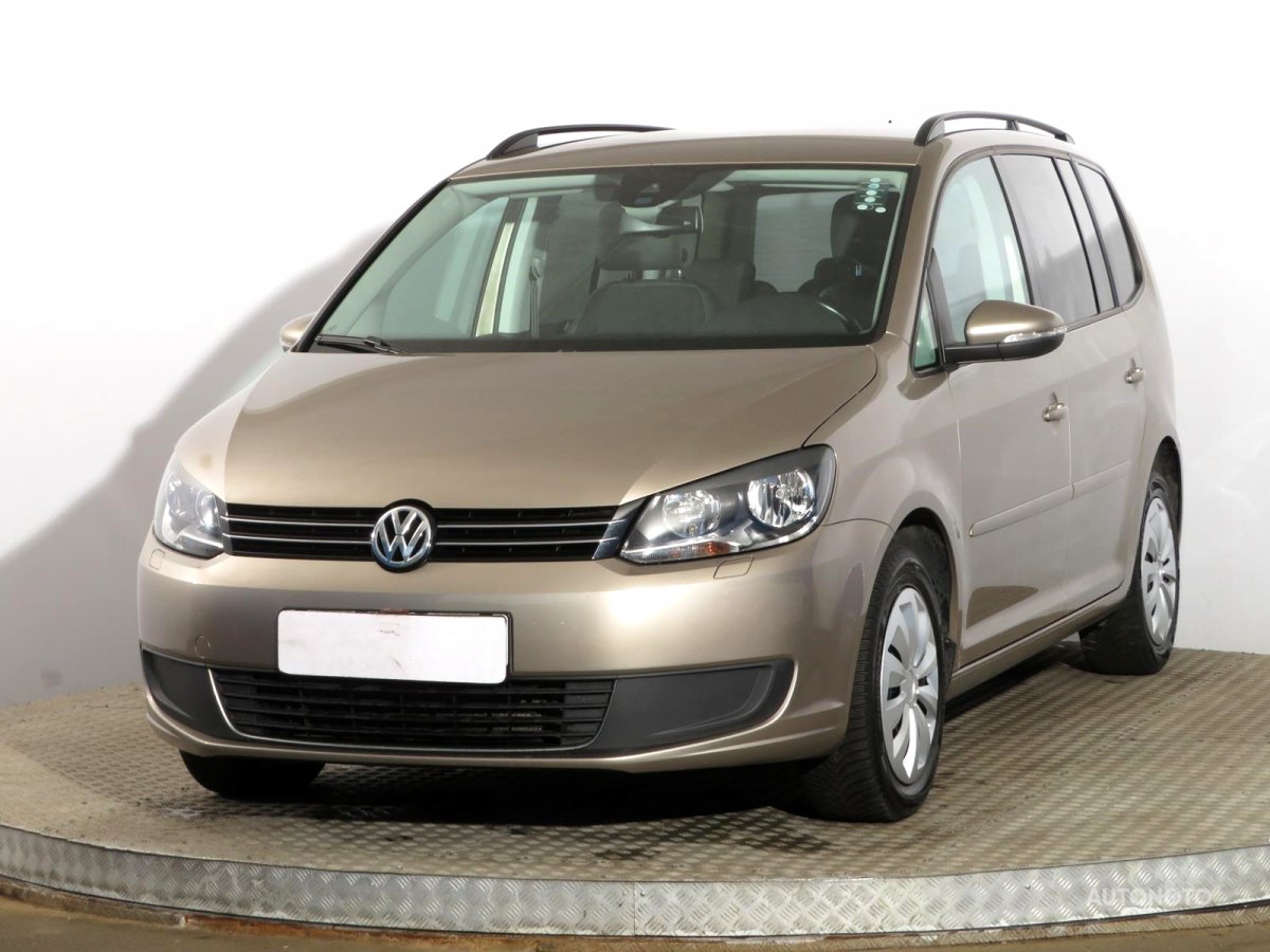Volkswagen Touran, 2015 - pohled č. 3