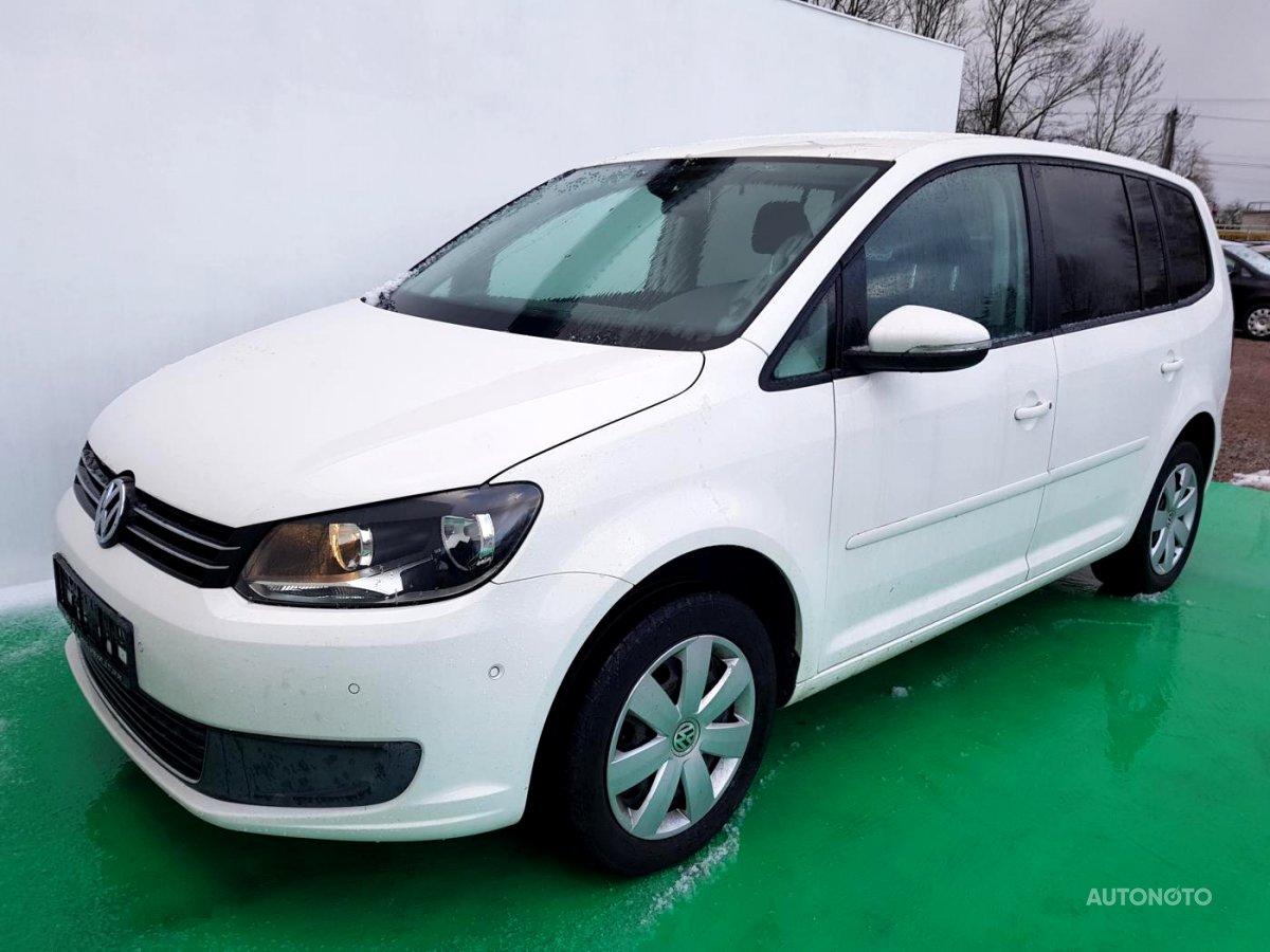 Volkswagen Touran, 2011 - pohled č. 3