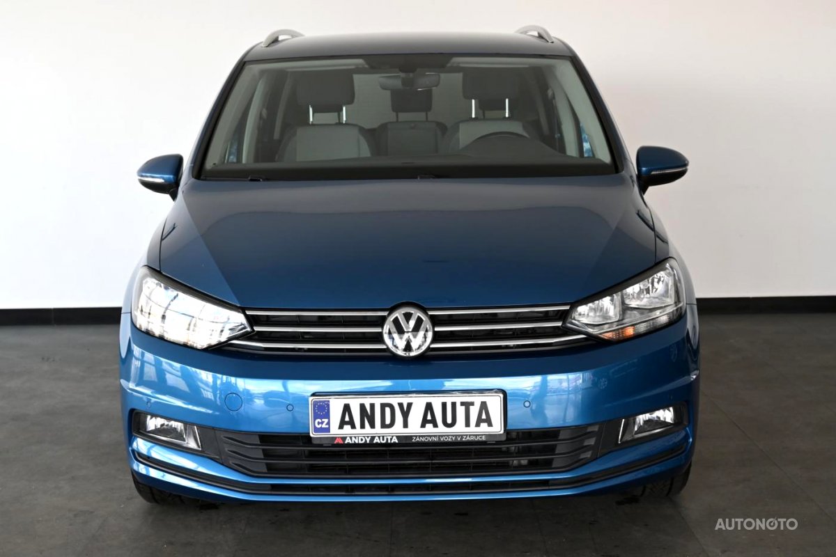 Volkswagen Touran, 2016 - pohled č. 2