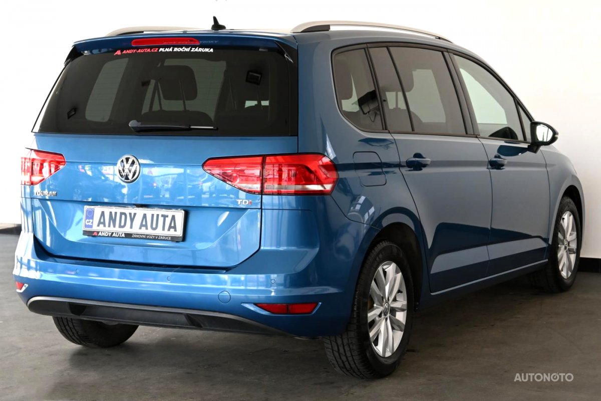 Volkswagen Touran, 2016 - pohled č. 3