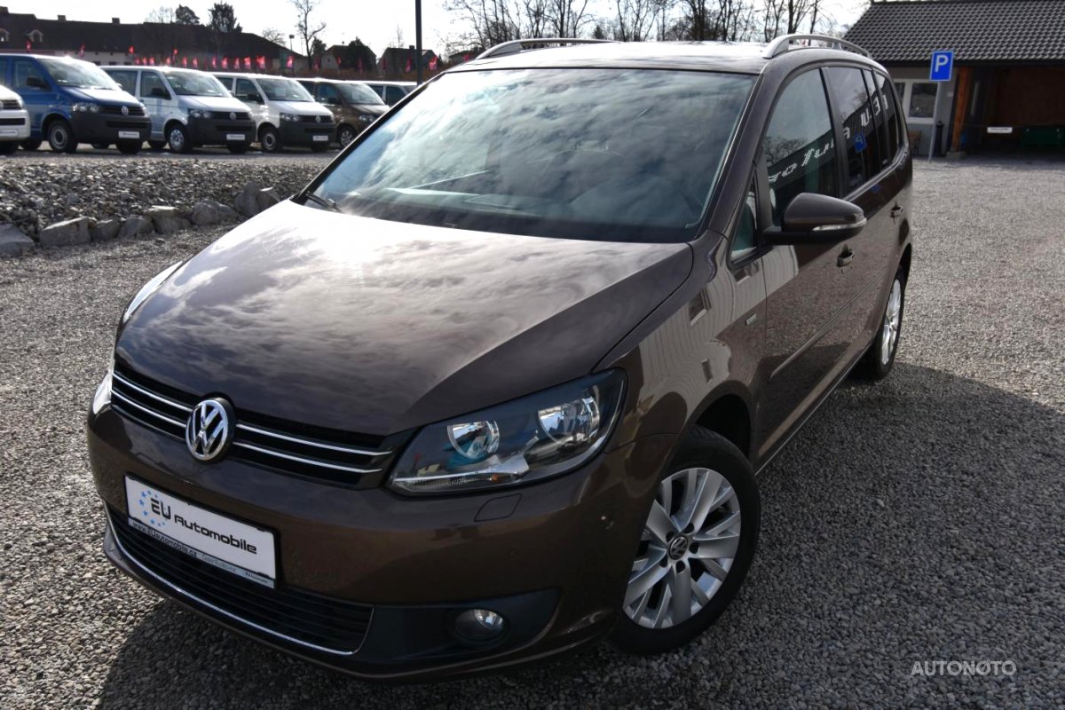 Volkswagen Touran, 2013 - celkový pohled