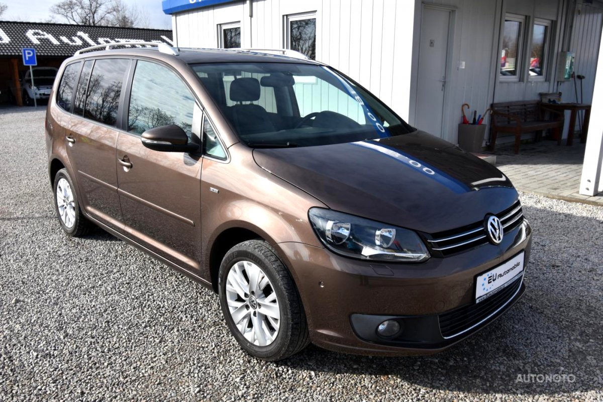 Volkswagen Touran, 2013 - pohled č. 2