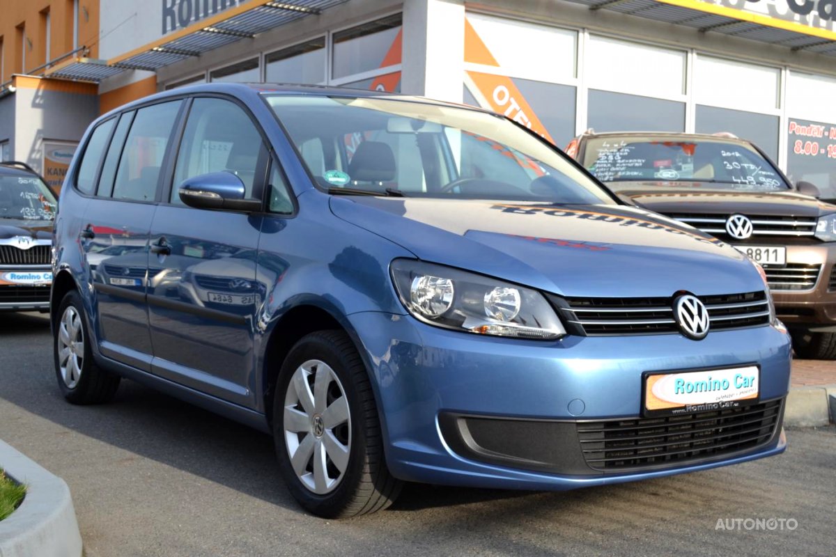 Volkswagen Touran, 2011 - celkový pohled