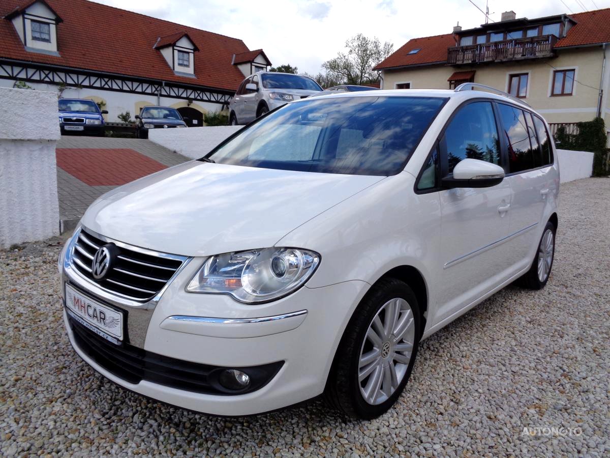 Volkswagen Touran, 2009 - pohled č. 3