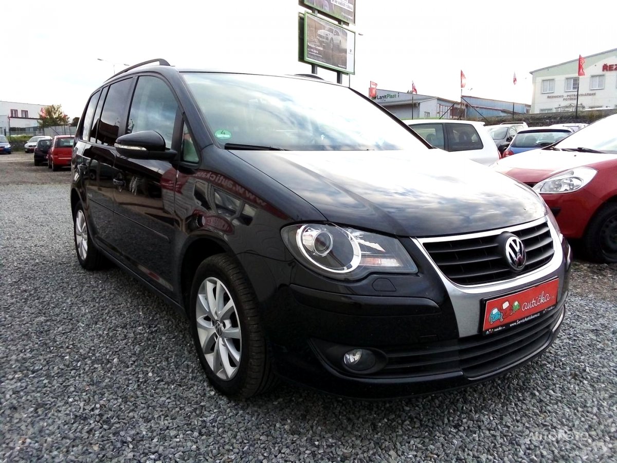 Volkswagen Touran, 2010 - pohled č. 3