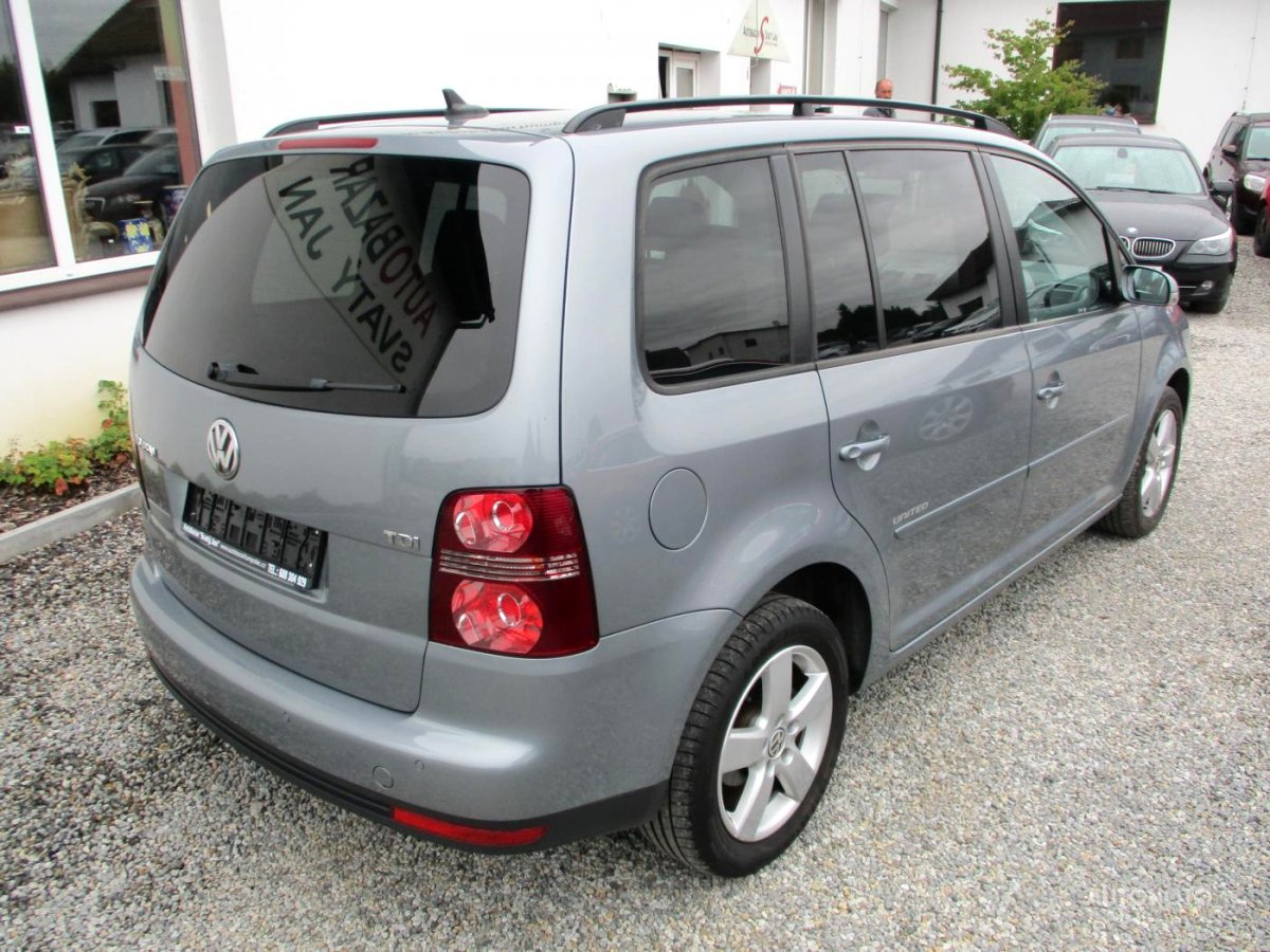 Volkswagen Touran, 2009 - pohled č. 3
