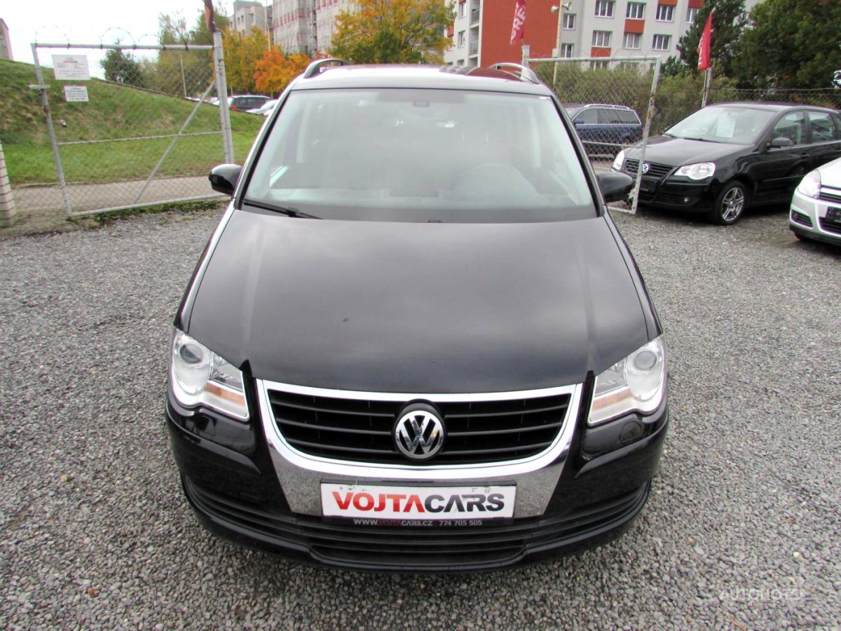 Volkswagen Touran, 2008 - pohled č. 2