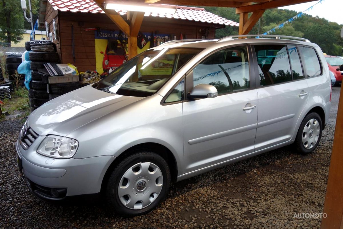 Volkswagen Touran, 2005 - celkový pohled