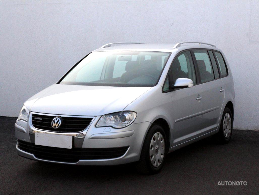 Volkswagen Touran, 2009 - pohled č. 3