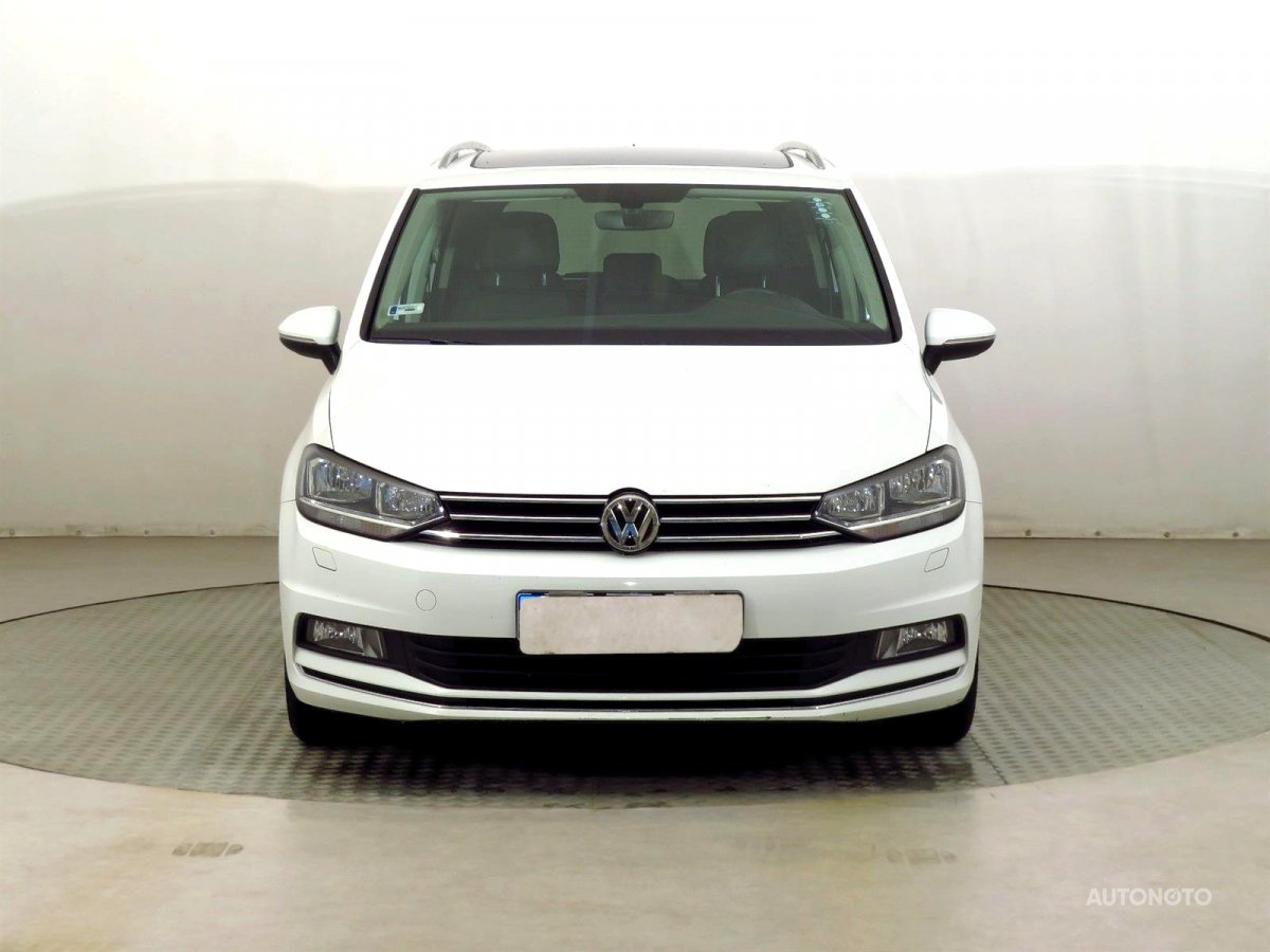 Volkswagen Touran, 2017 - pohled č. 2