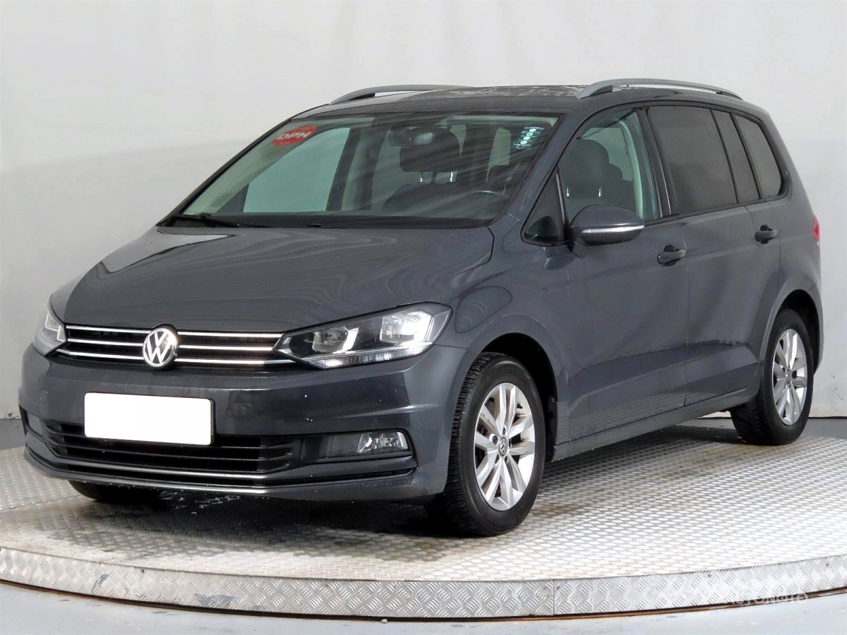 Volkswagen Touran, 2018 - pohled č. 3