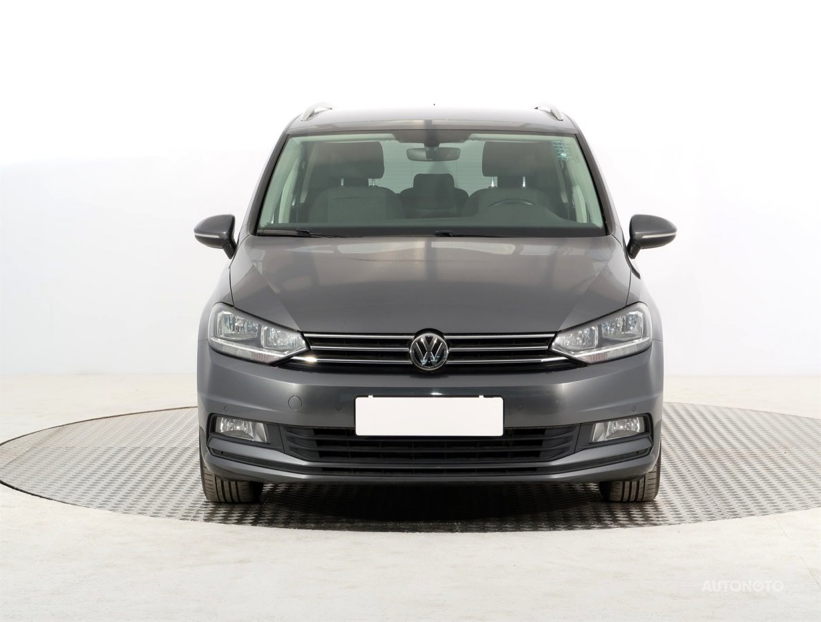 Volkswagen Touran, 2017 - pohled č. 2