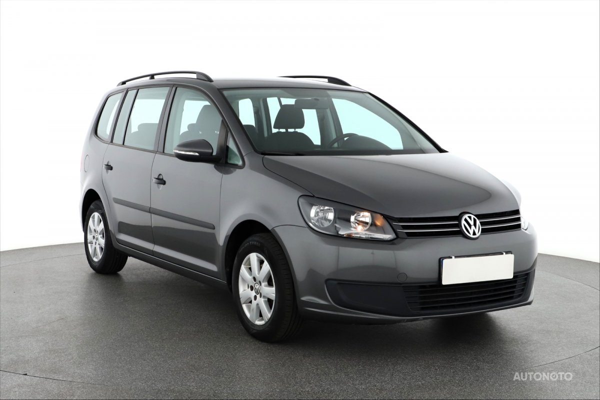 Volkswagen Touran, 2010 - celkový pohled