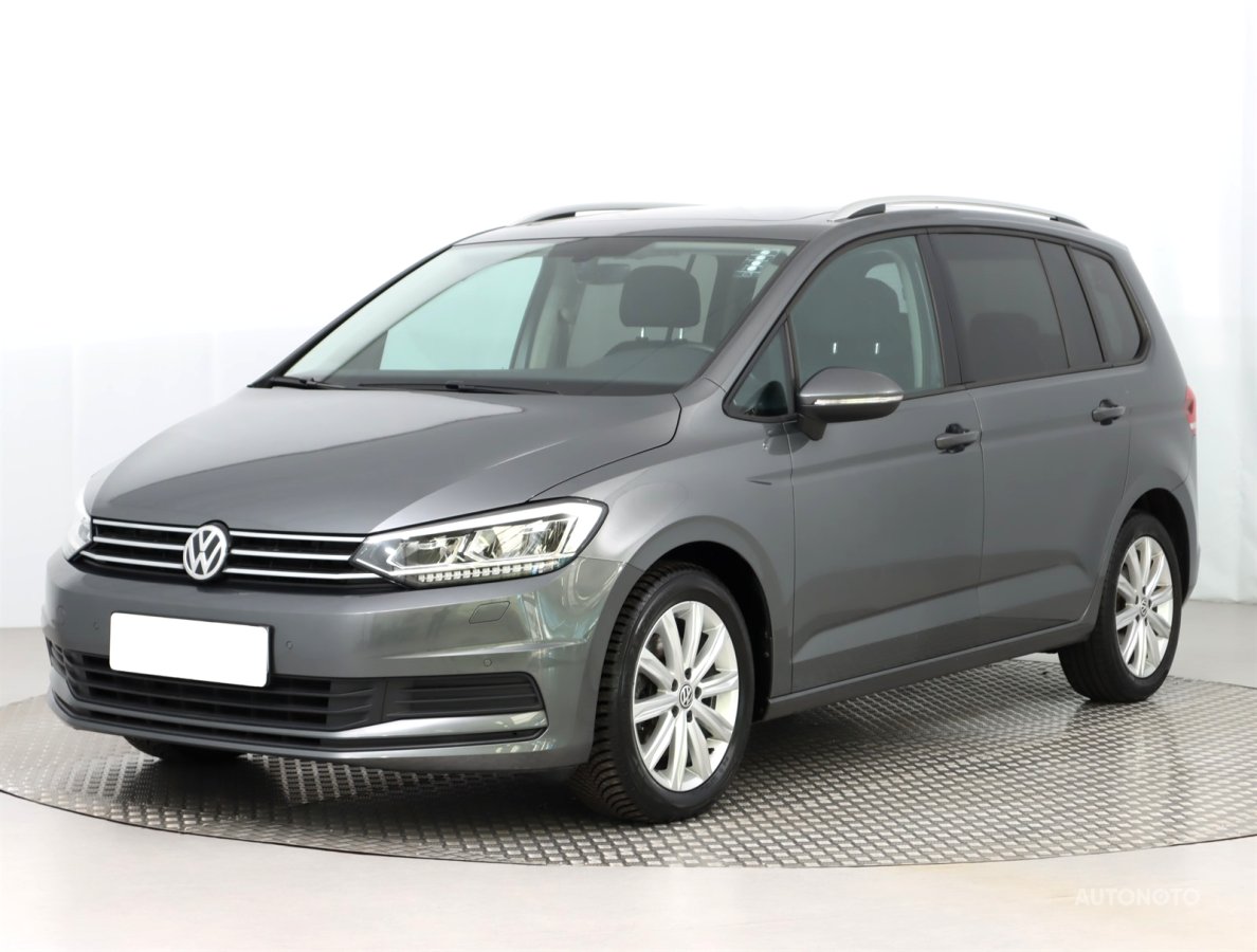 Volkswagen Touran, 2018 - pohled č. 3