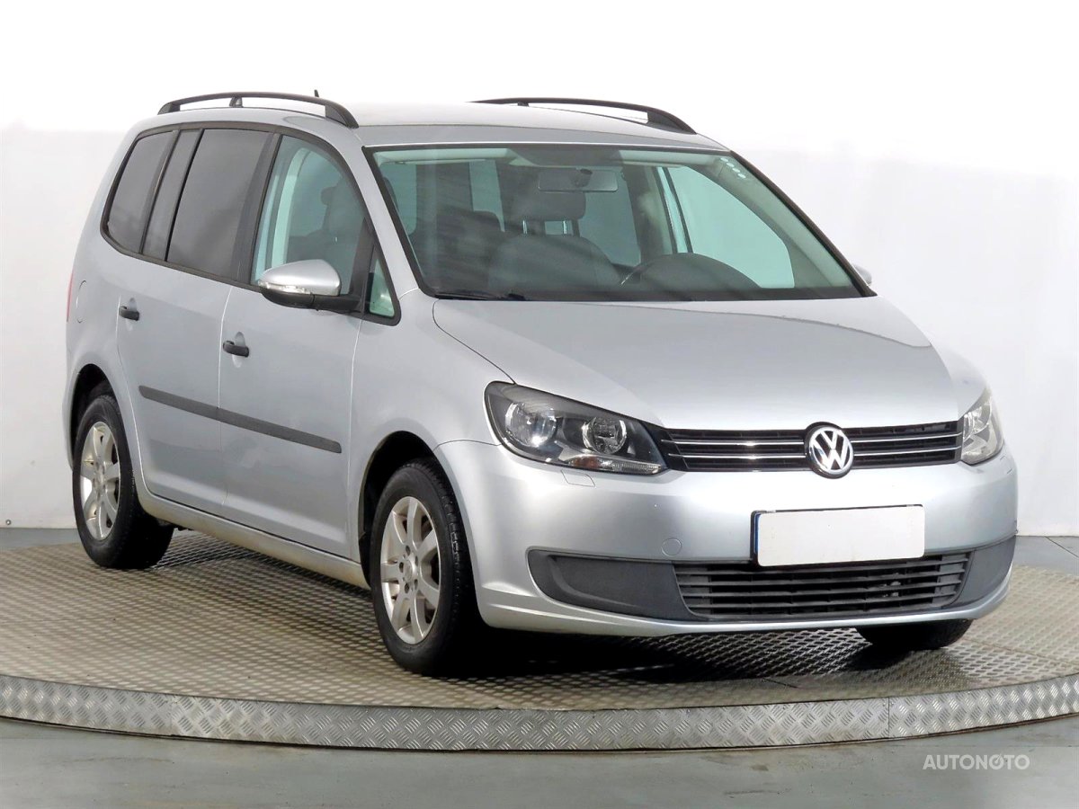 Volkswagen Touran, 2010 - celkový pohled