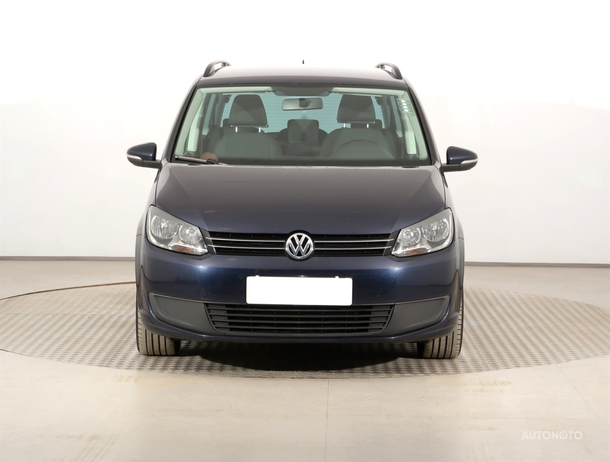Volkswagen Touran, 2015 - pohled č. 2
