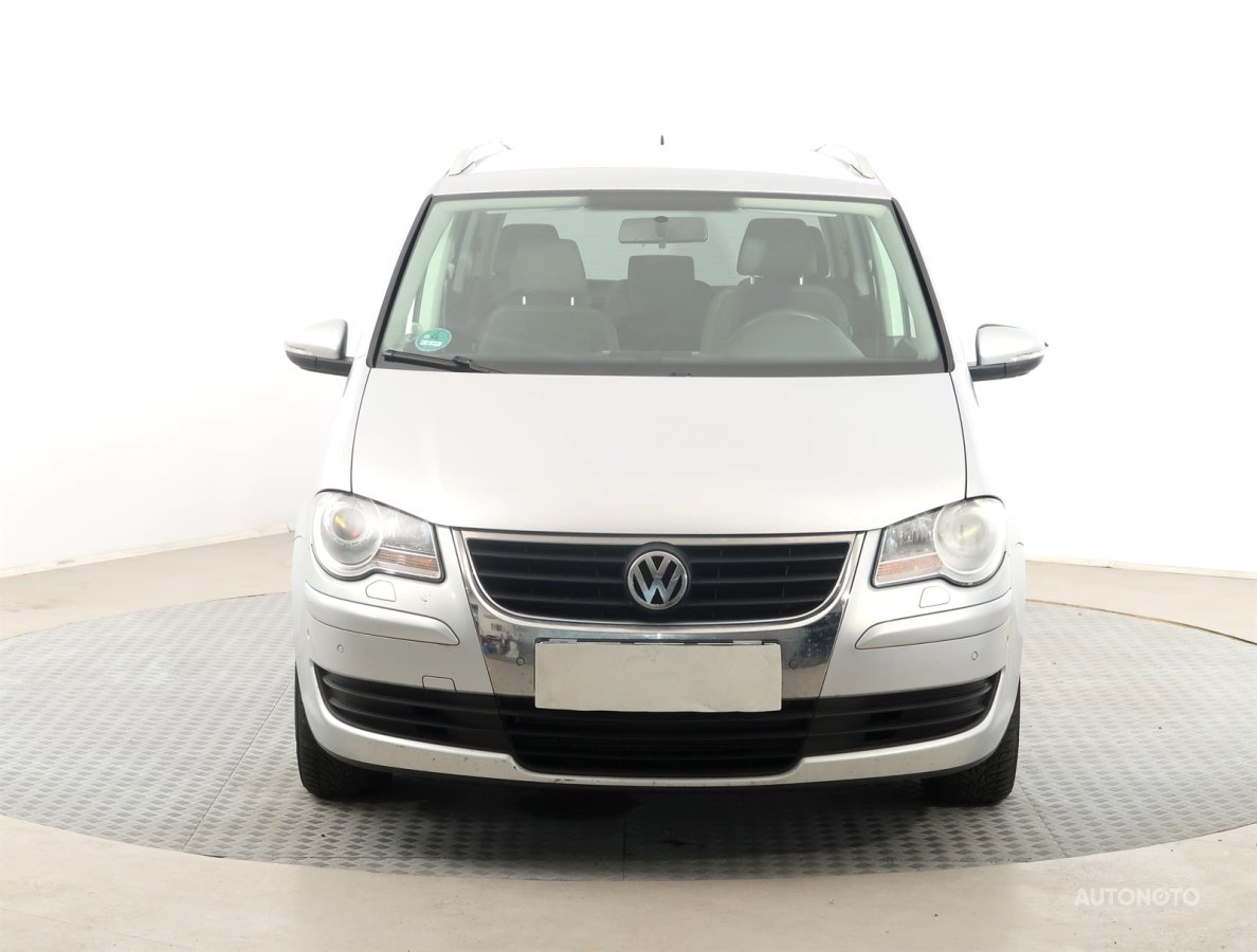 Volkswagen Touran, 2009 - pohled č. 2