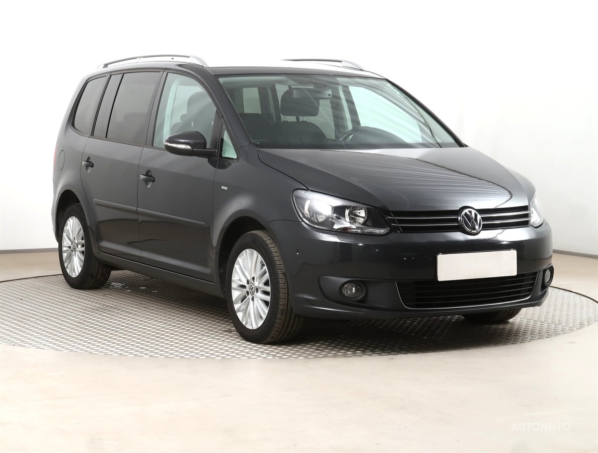 Volkswagen Touran, 2014 - celkový pohled