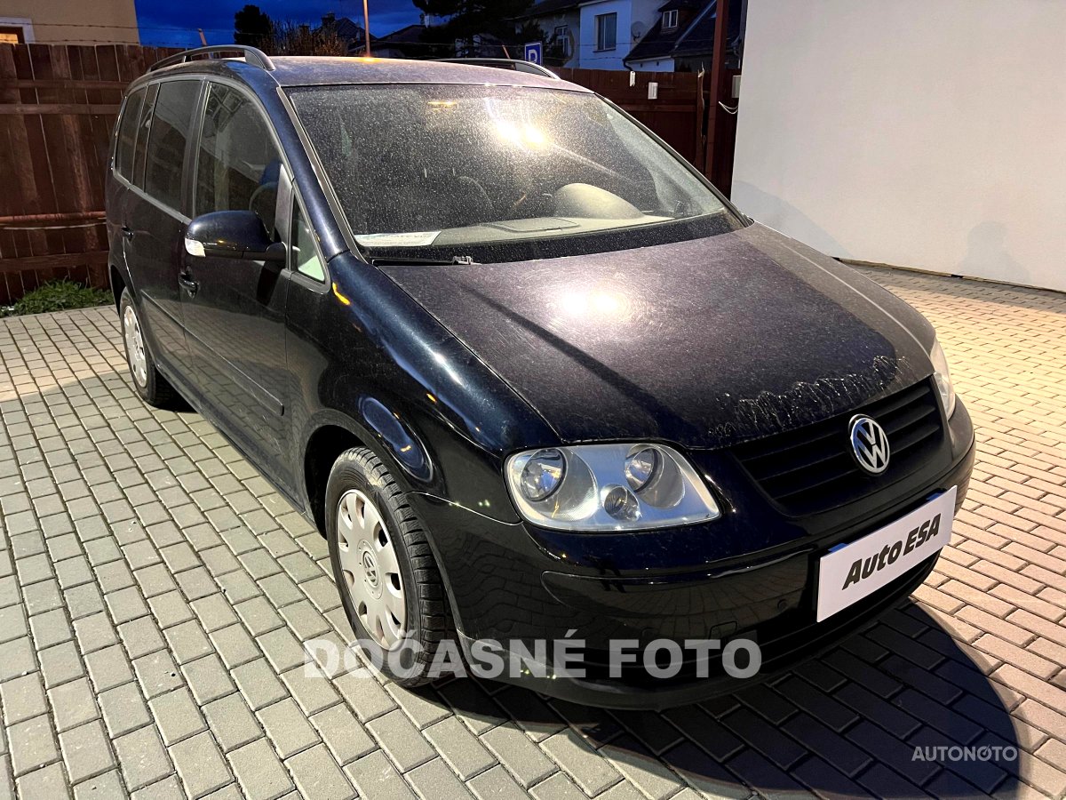 Volkswagen Touran, 2005 - celkový pohled