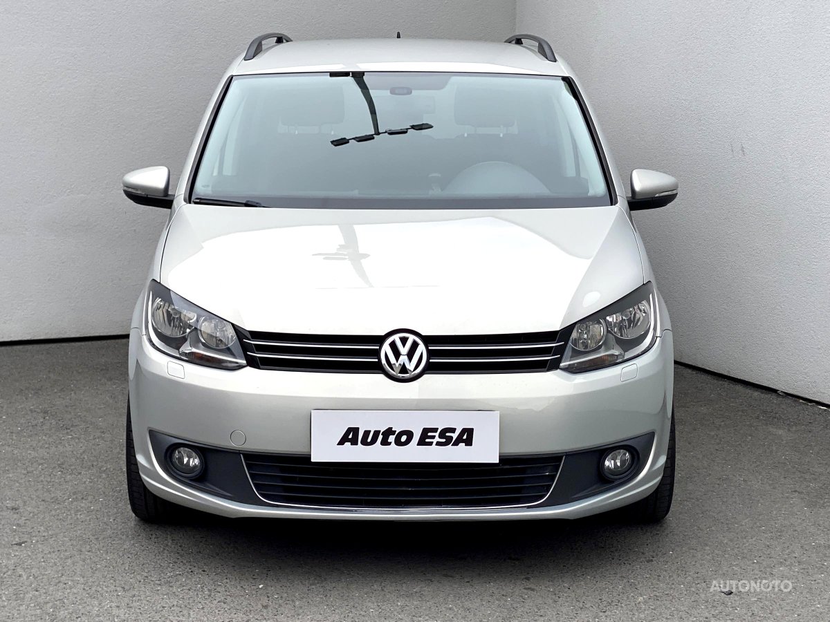 Volkswagen Touran, 2013 - pohled č. 2