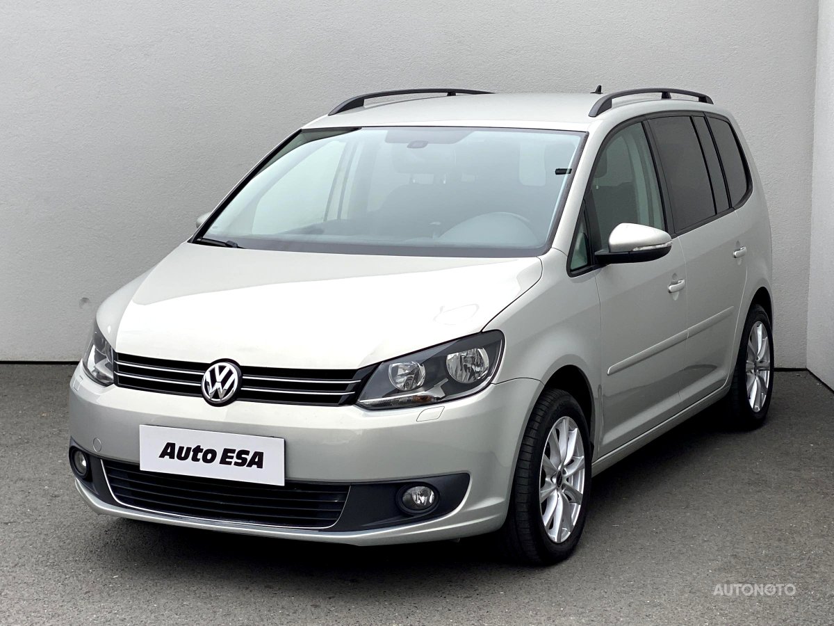 Volkswagen Touran, 2013 - pohled č. 3
