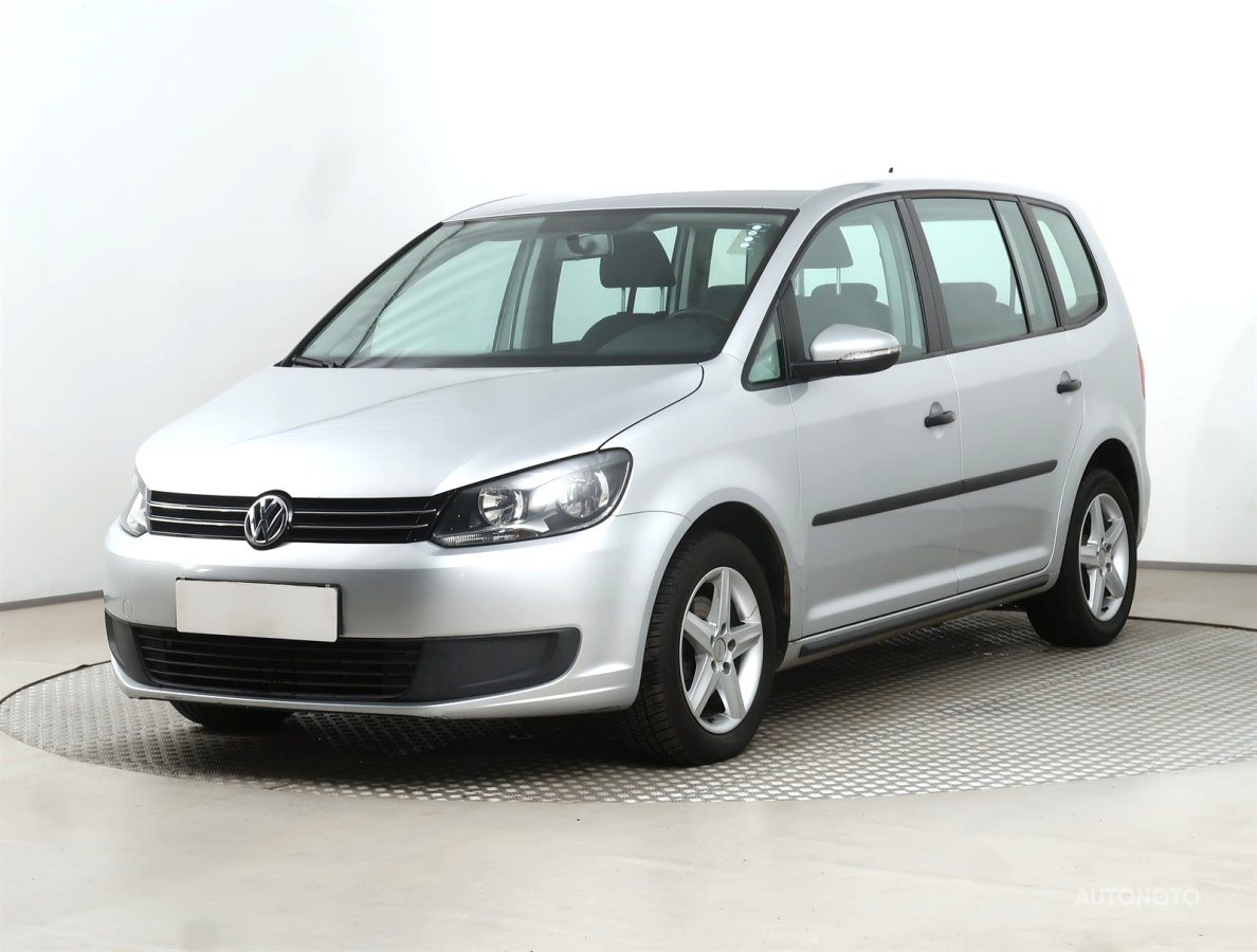 Volkswagen Touran, 2010 - pohled č. 3