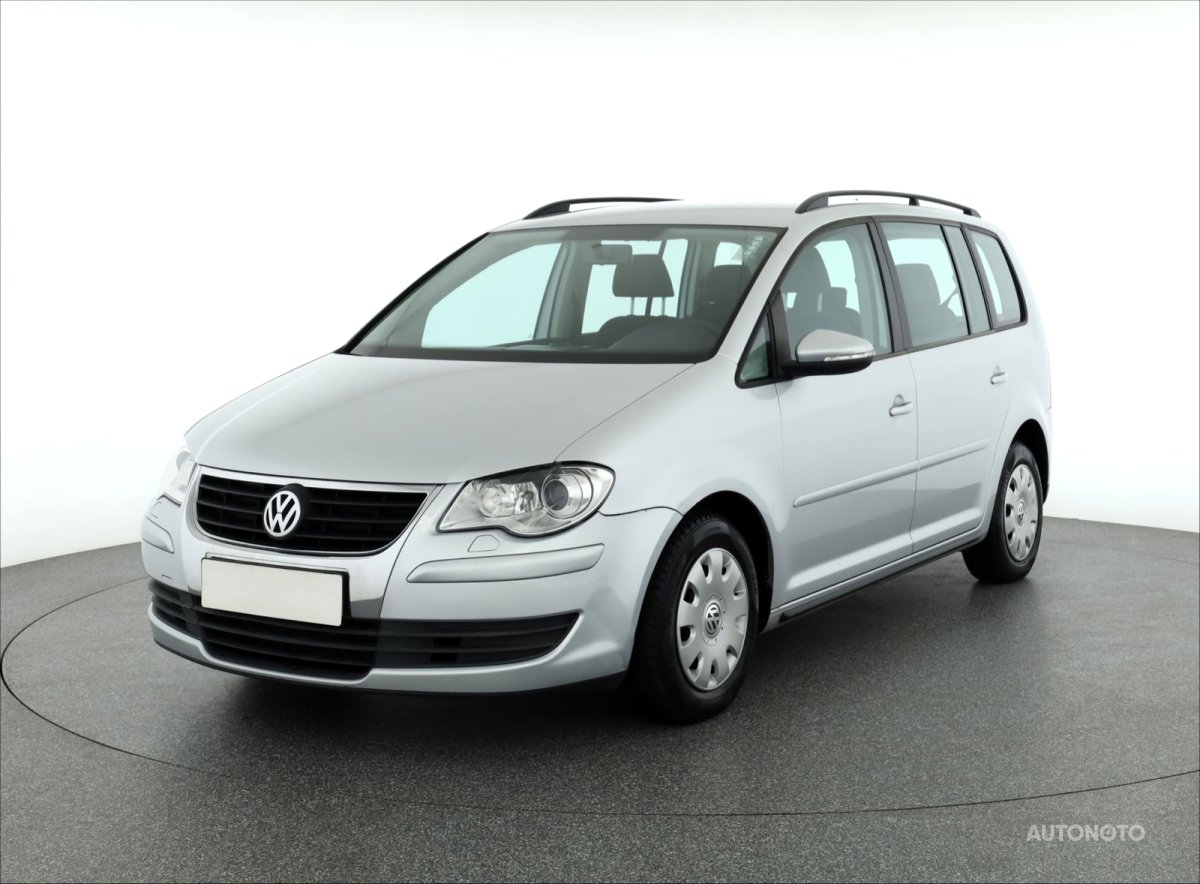 Volkswagen Touran, 2009 - pohled č. 3