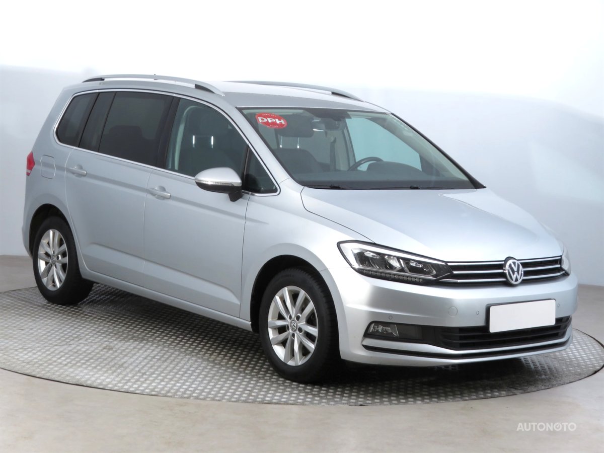 Volkswagen Touran, 2018 - celkový pohled