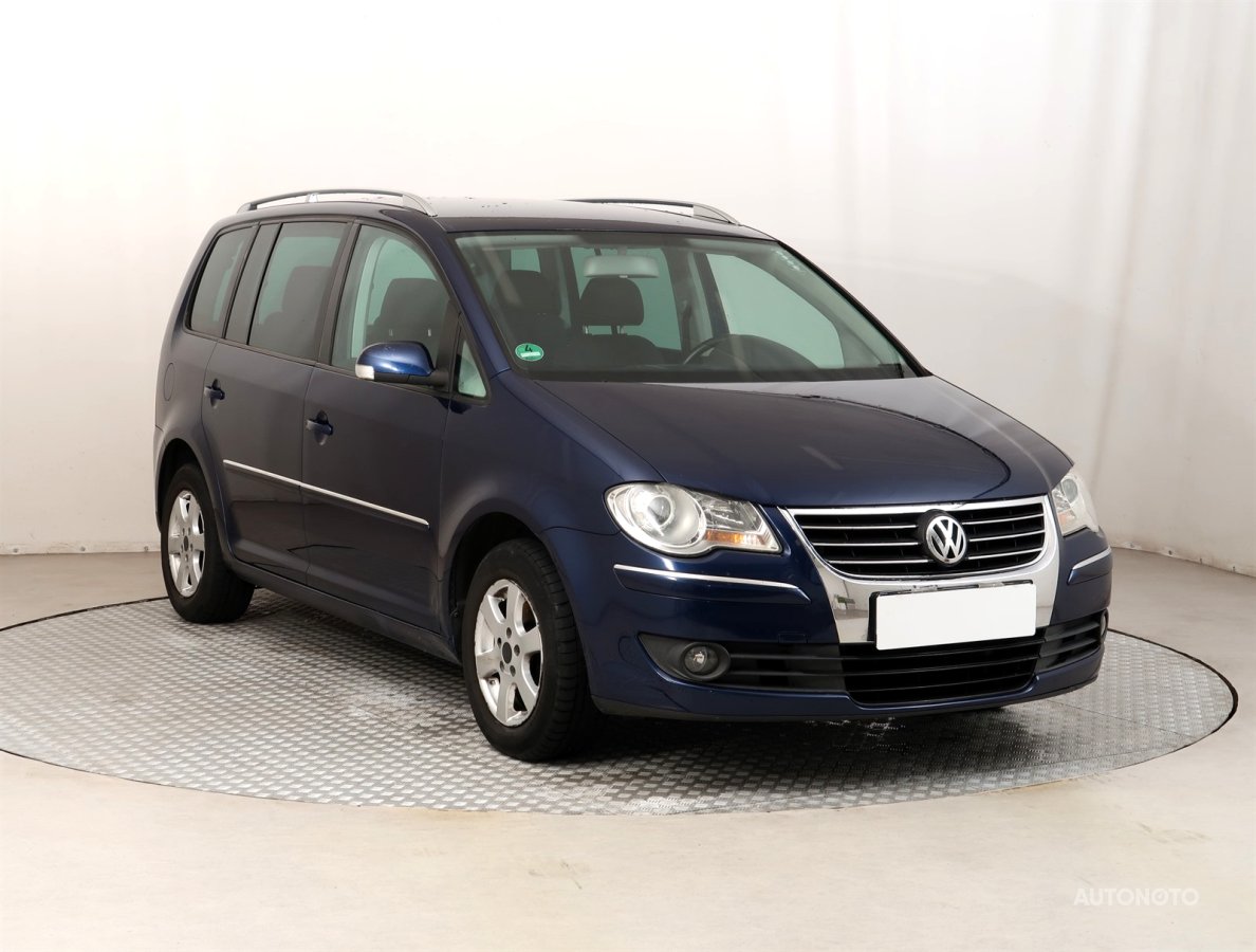 Volkswagen Touran, 2007 - celkový pohled