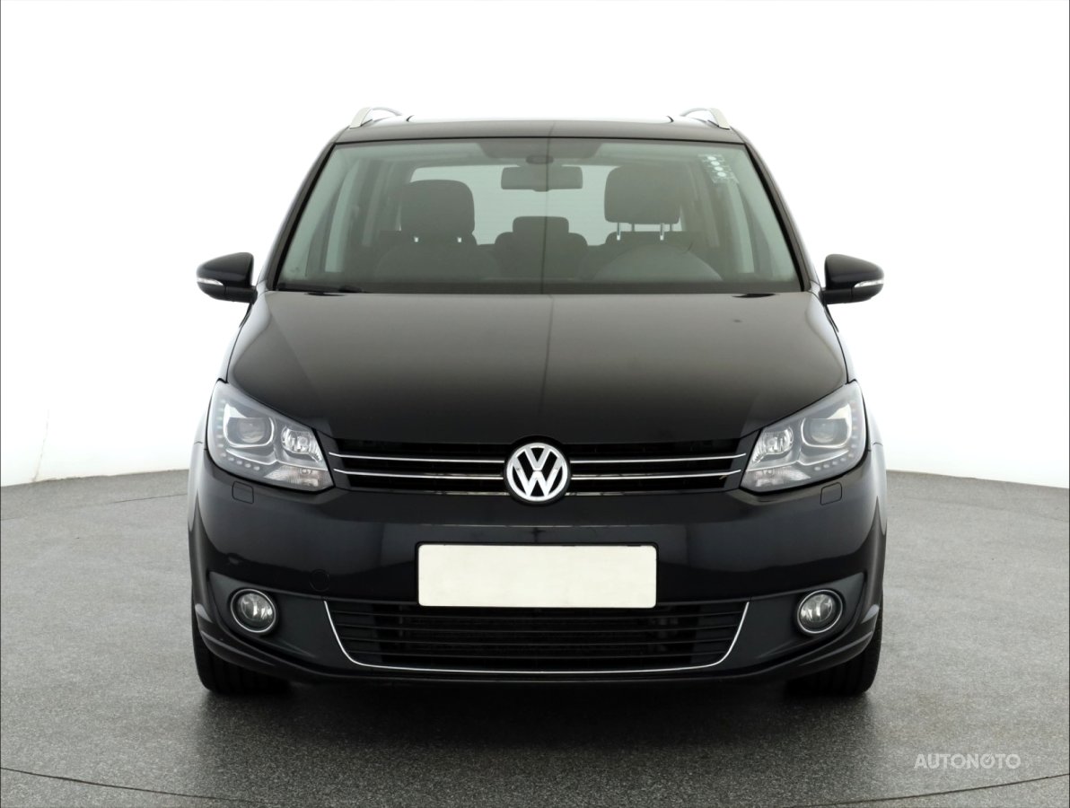 Volkswagen Touran, 2013 - pohled č. 2