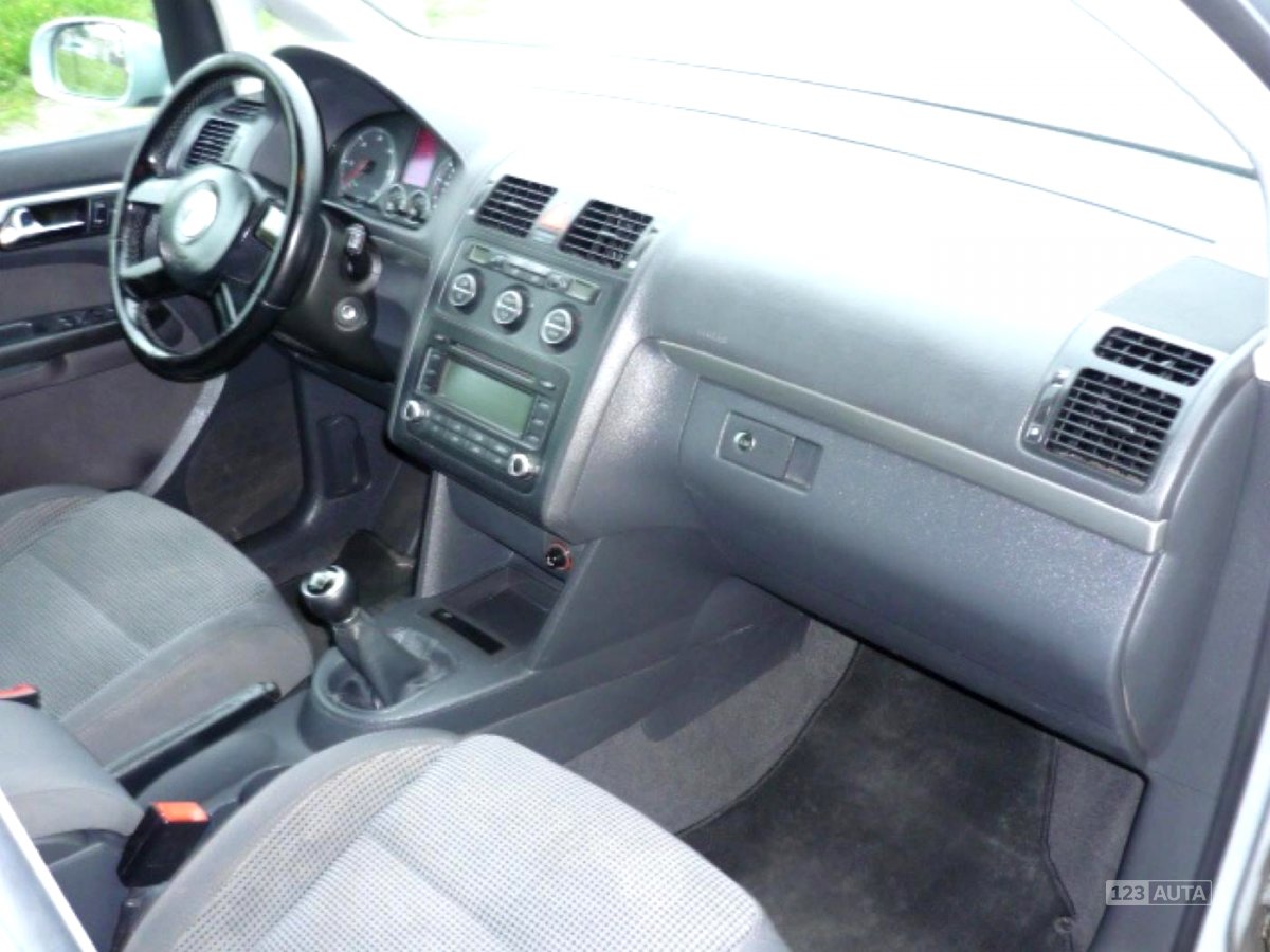 Volkswagen Touran, 2006 - pohled č. 10