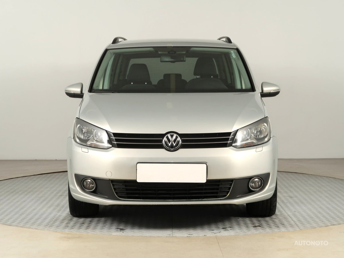 Volkswagen Touran, 2011 - pohled č. 2