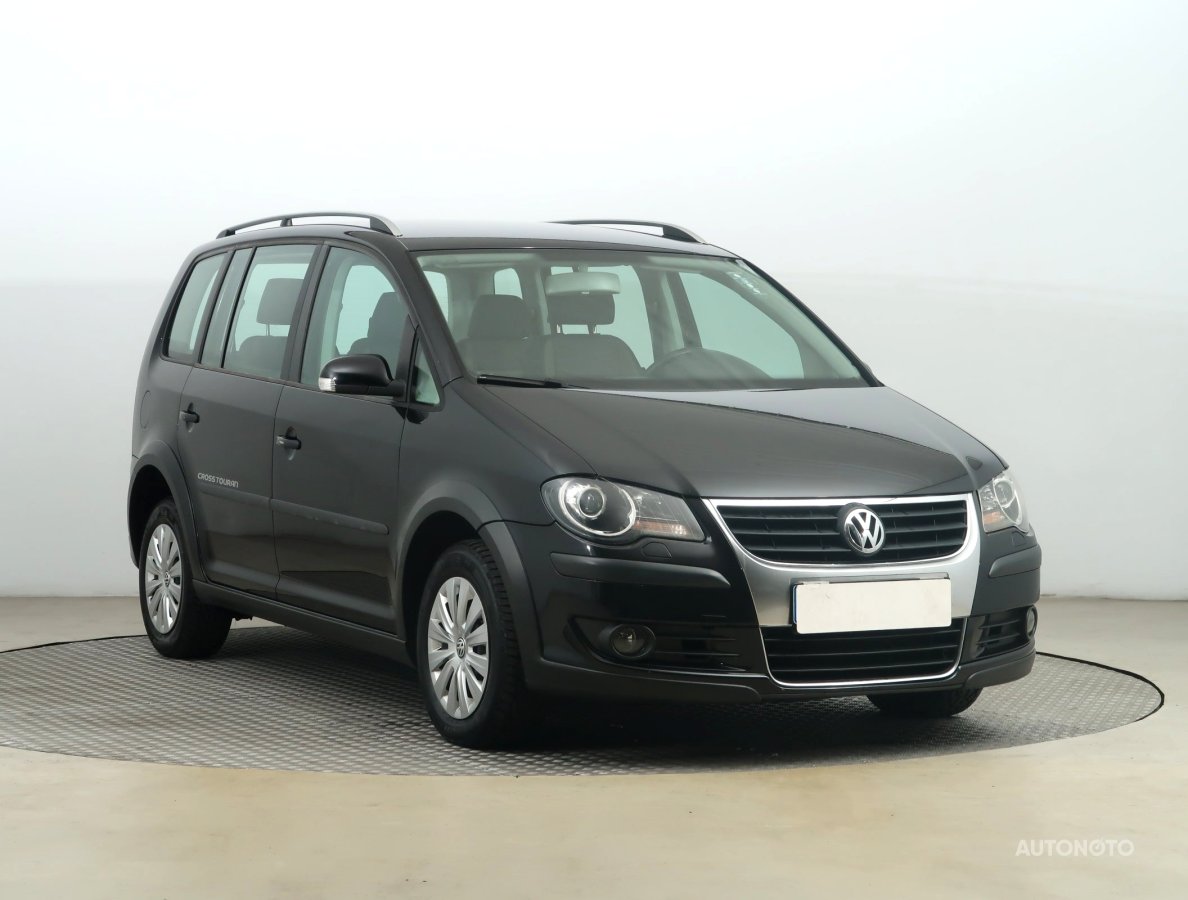 Volkswagen Touran, 2008 - pohled č. 1