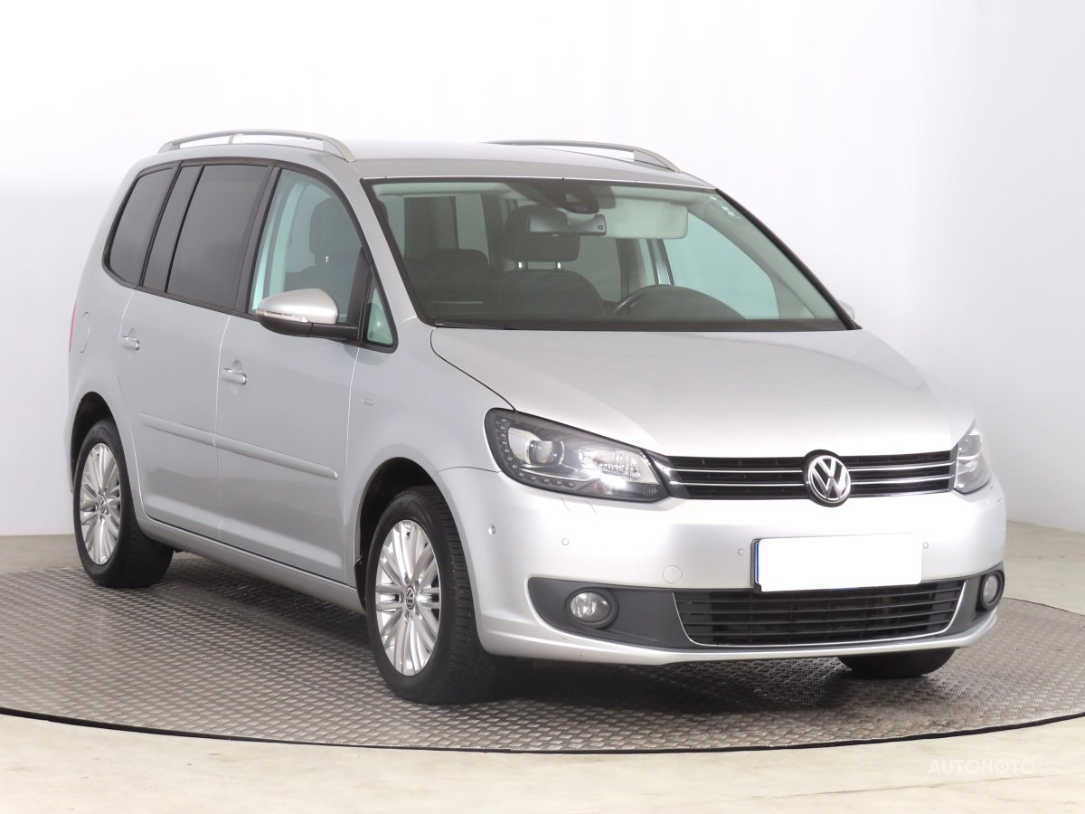 Volkswagen Touran, 2014 - celkový pohled