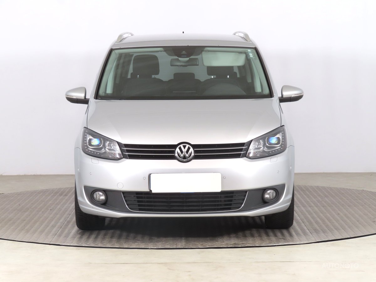 Volkswagen Touran, 2014 - pohled č. 2