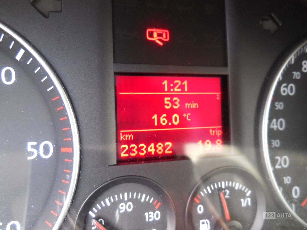 Volkswagen Touran, 2003 - pohled č. 8