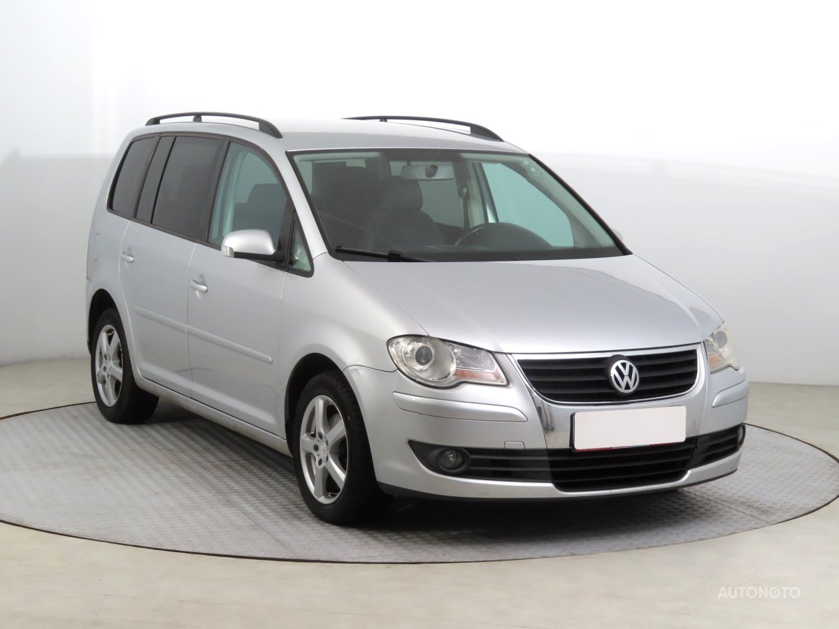 Volkswagen Touran, 2007 - celkový pohled