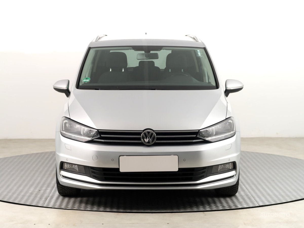 Volkswagen Touran, 2017 - pohled č. 2