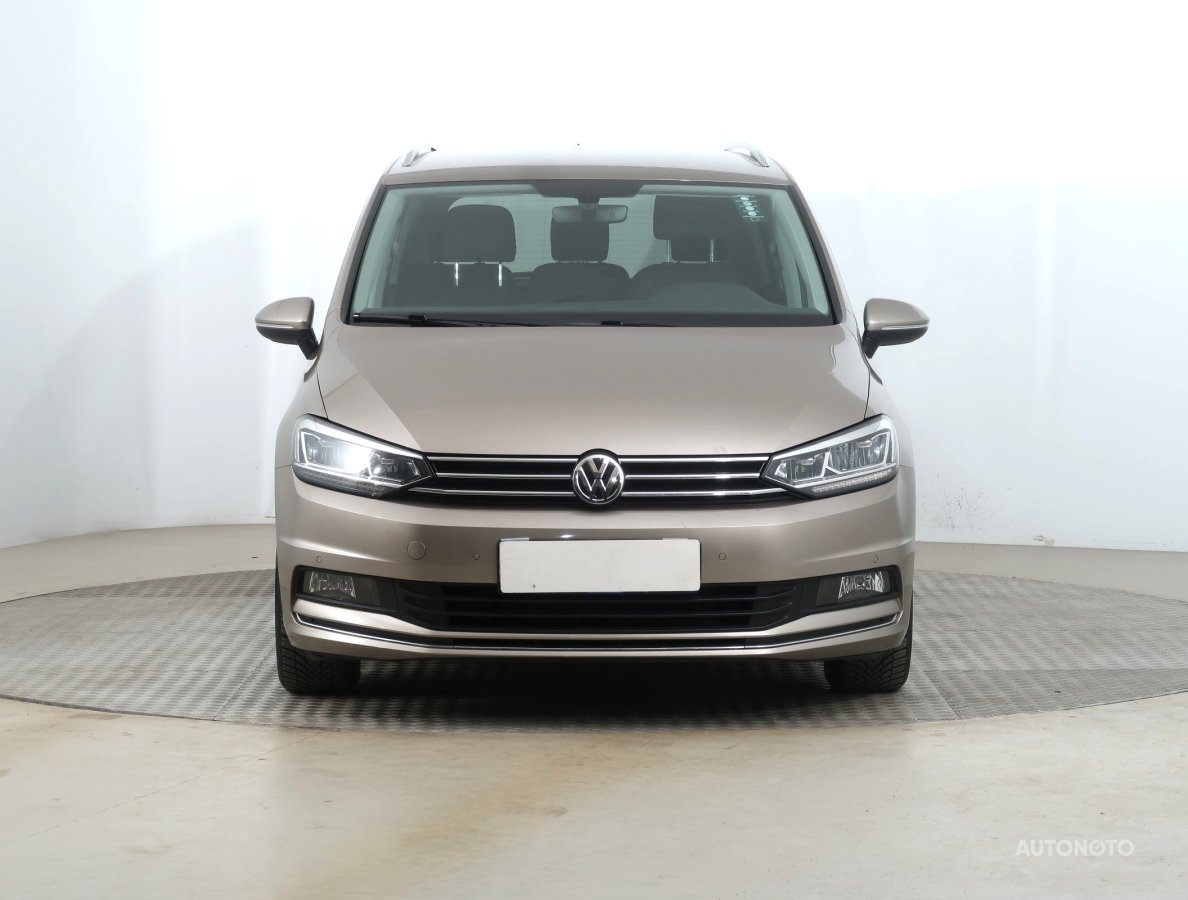 Volkswagen Touran, 2018 - pohled č. 2