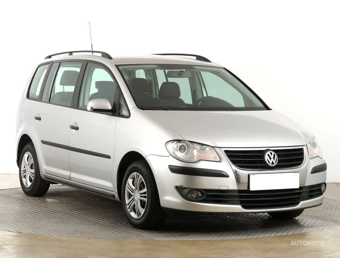 Volkswagen Touran, 2009 - pohled č. 1