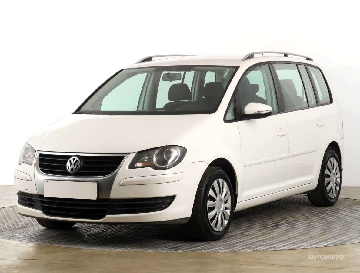 Volkswagen Touran, 2010 - pohled č. 3