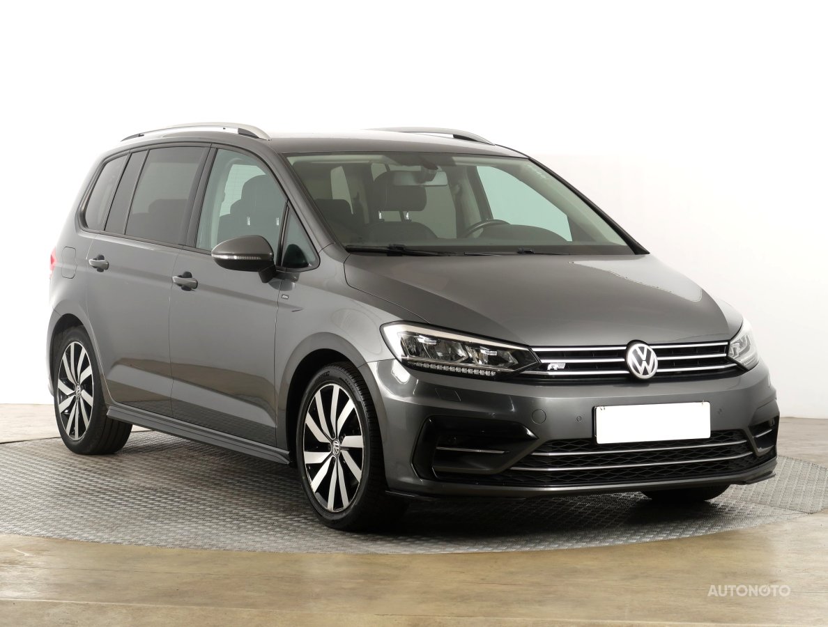 Volkswagen Touran, 2019 - pohled č. 1