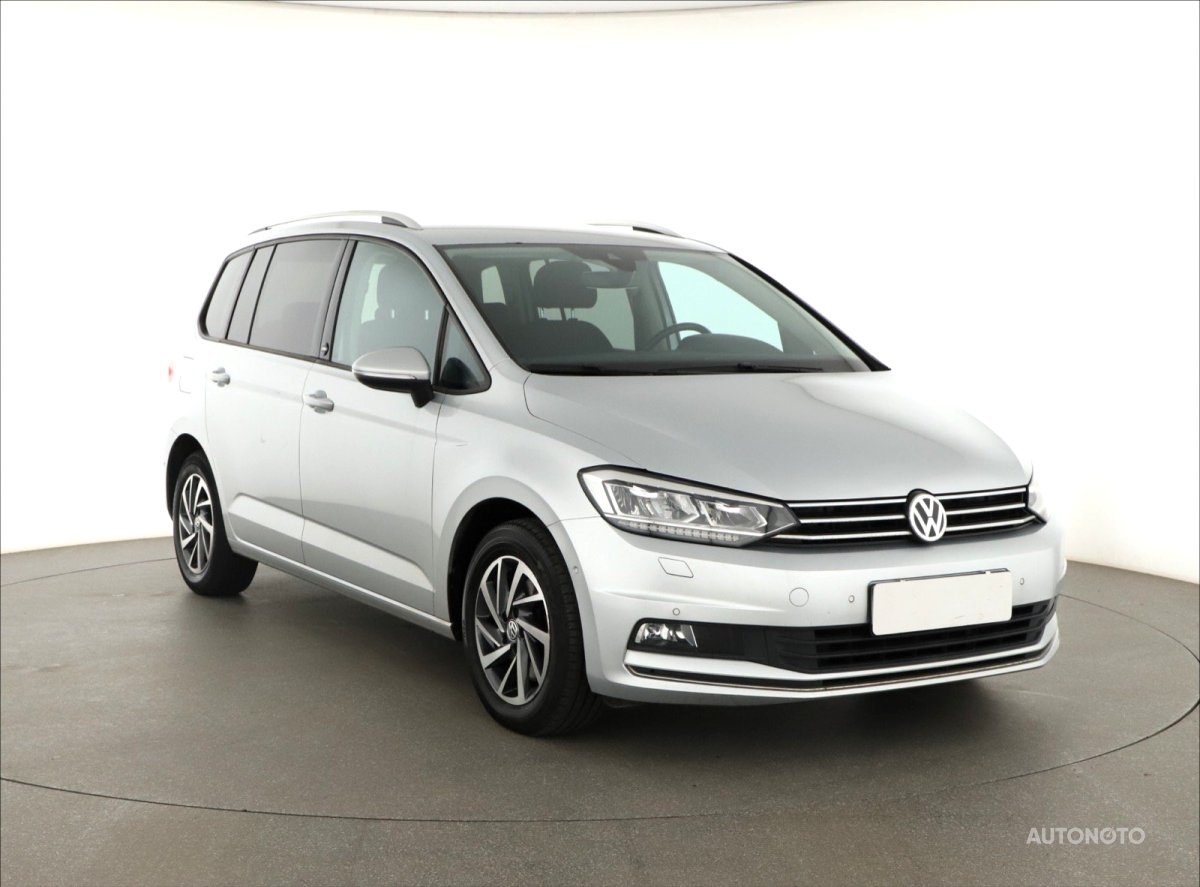Volkswagen Touran, 2017 - pohled č. 1