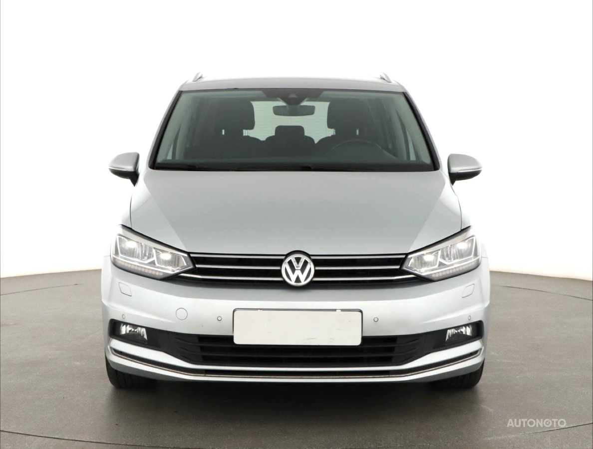 Volkswagen Touran, 2017 - pohled č. 2