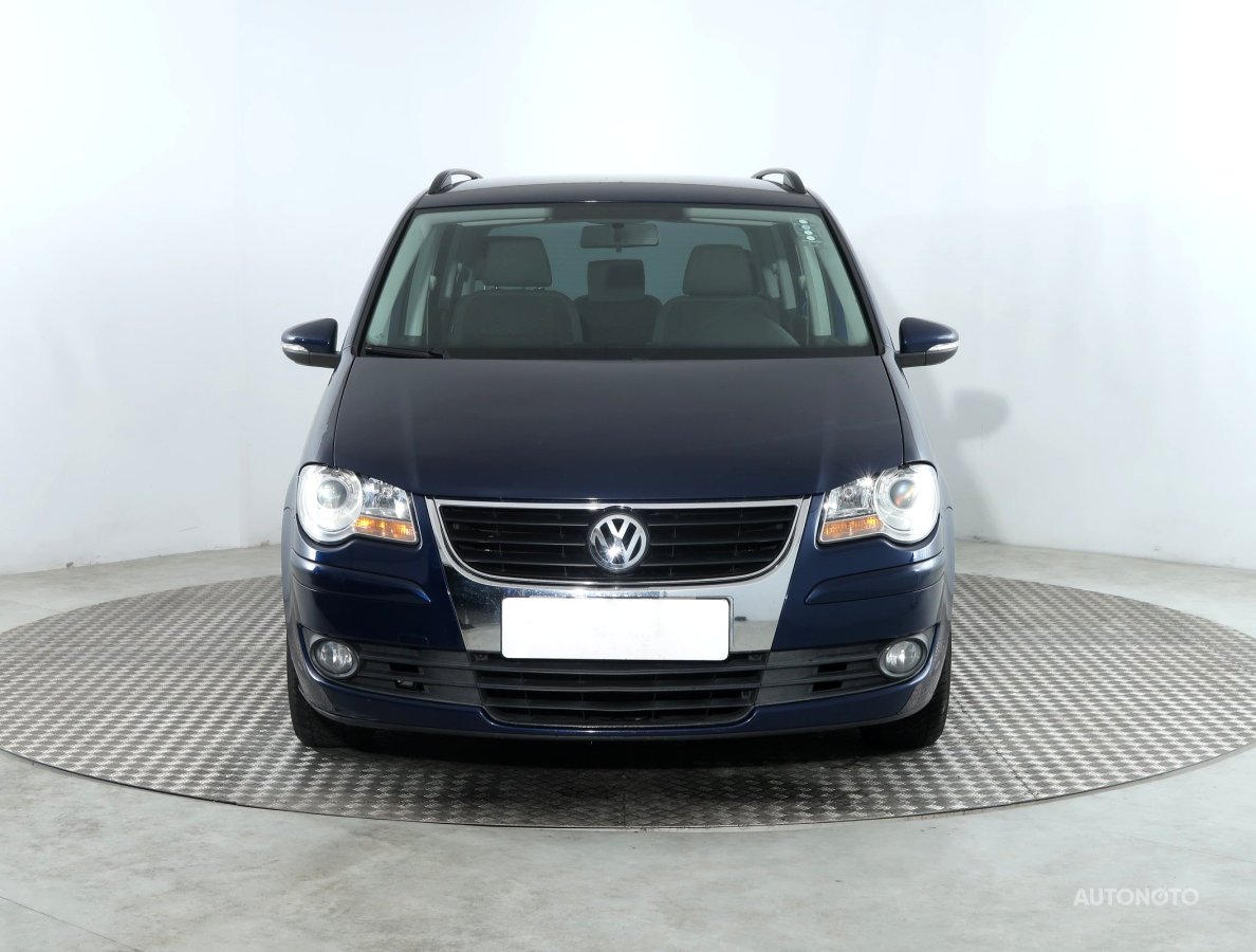 Volkswagen Touran, 2009 - pohled č. 2