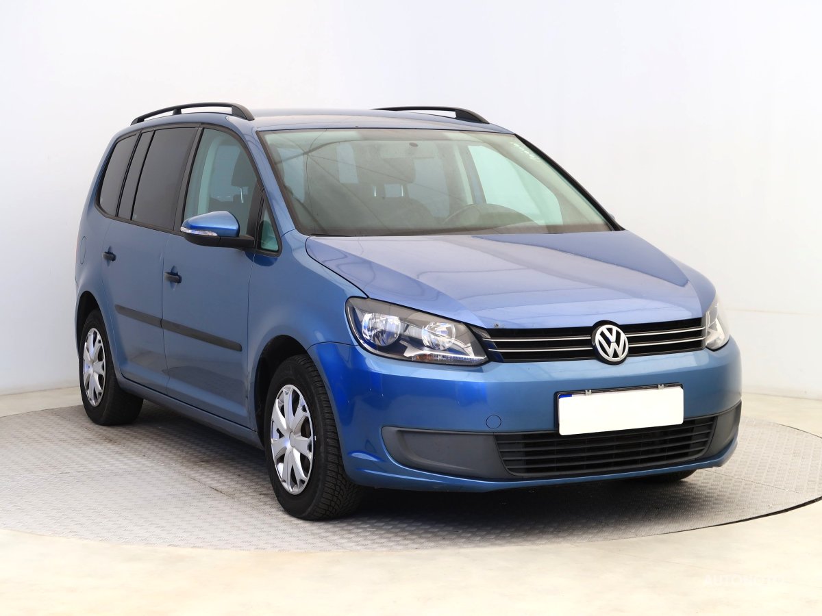 Volkswagen Touran, 2011 - pohled č. 1