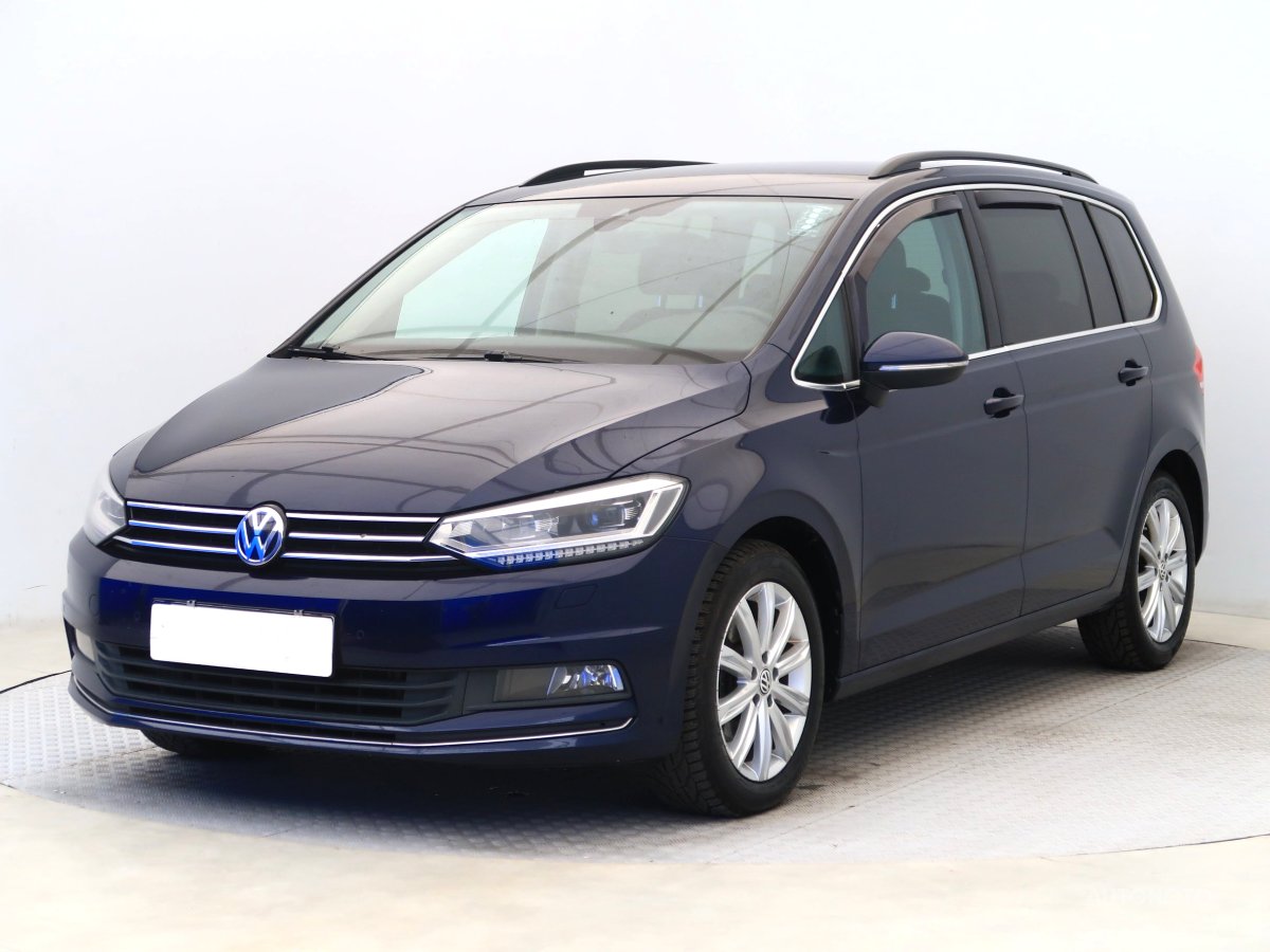 Volkswagen Touran, 2018 - pohled č. 3
